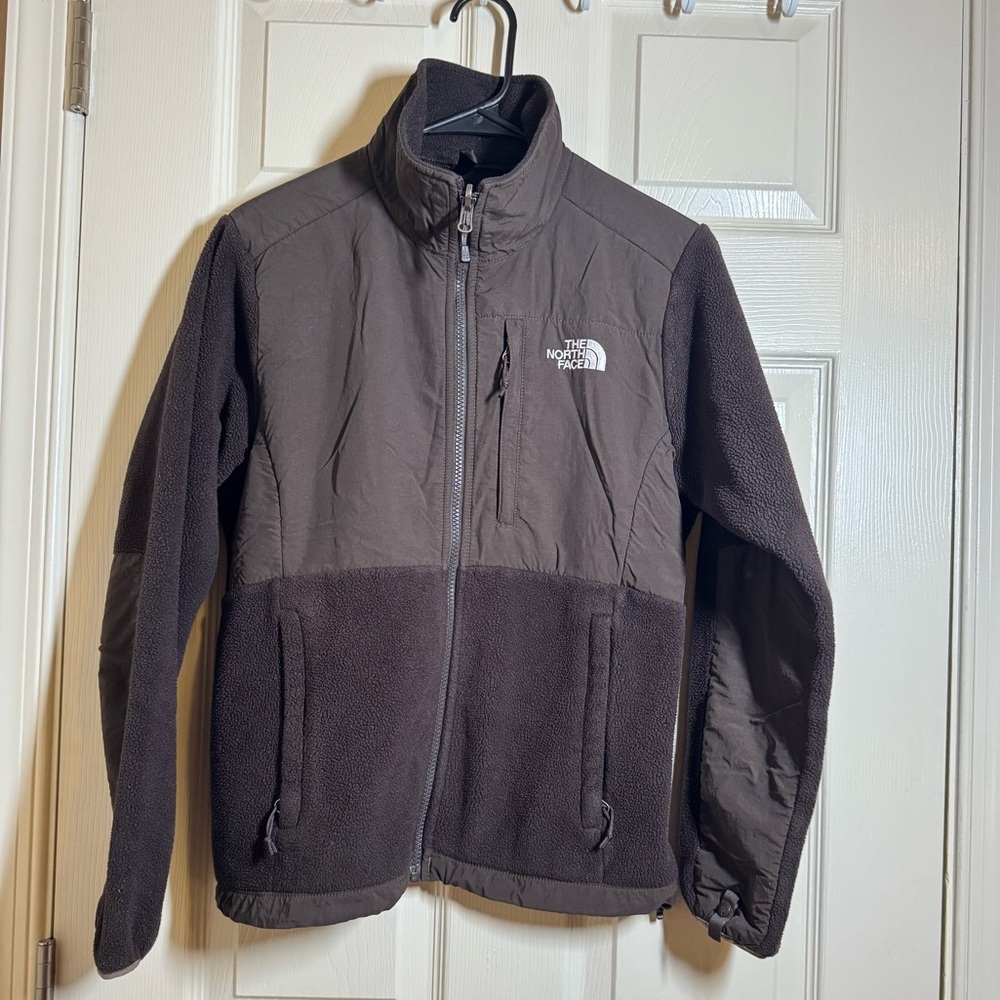 The North Face Women's Dark Brown Performance Jacket - Picture 1 of 8